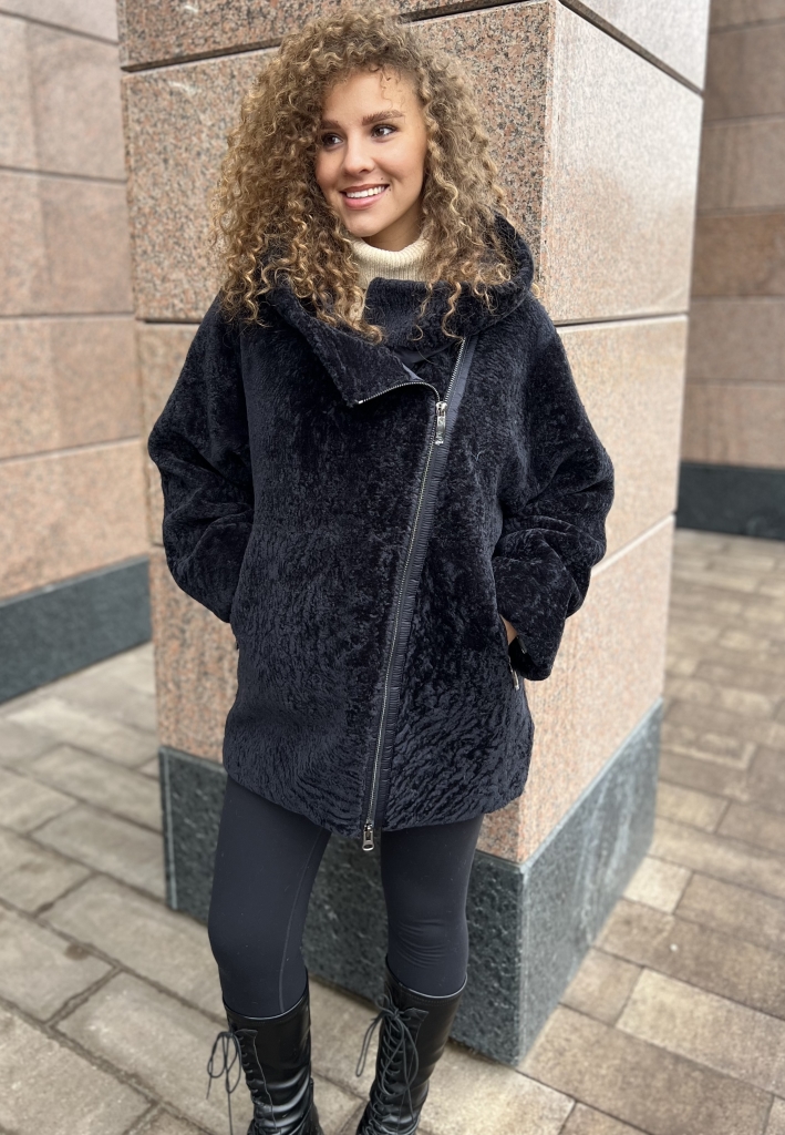фото Шуба из астрагана 00-00001767 в Красноярске от магазина Style-Way