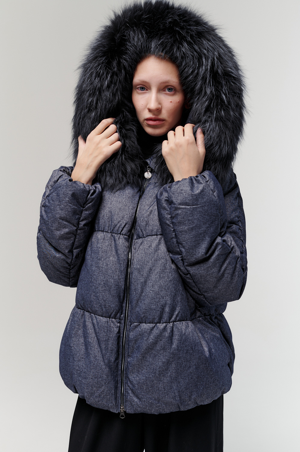 фото Пуховик Torriss с капюшоном 00-00002279 в Красноярске от магазина Style-Way