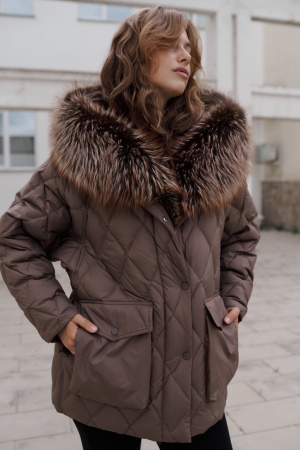 фото Пуховик с капюшоном из чернобурки 00-00002411 в Красноярске от магазина Style-Way