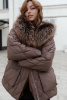 фото Пуховик с капюшоном из чернобурки 00-00002411 в Красноярске от магазина Style-Way