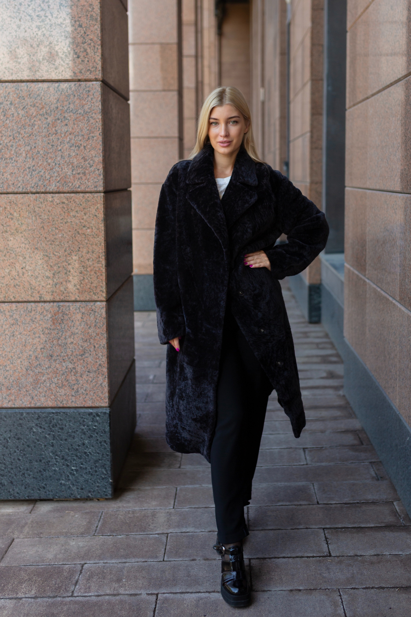 фото Шуба из астрагана 00-00002239 в Красноярске от магазина Style-Way