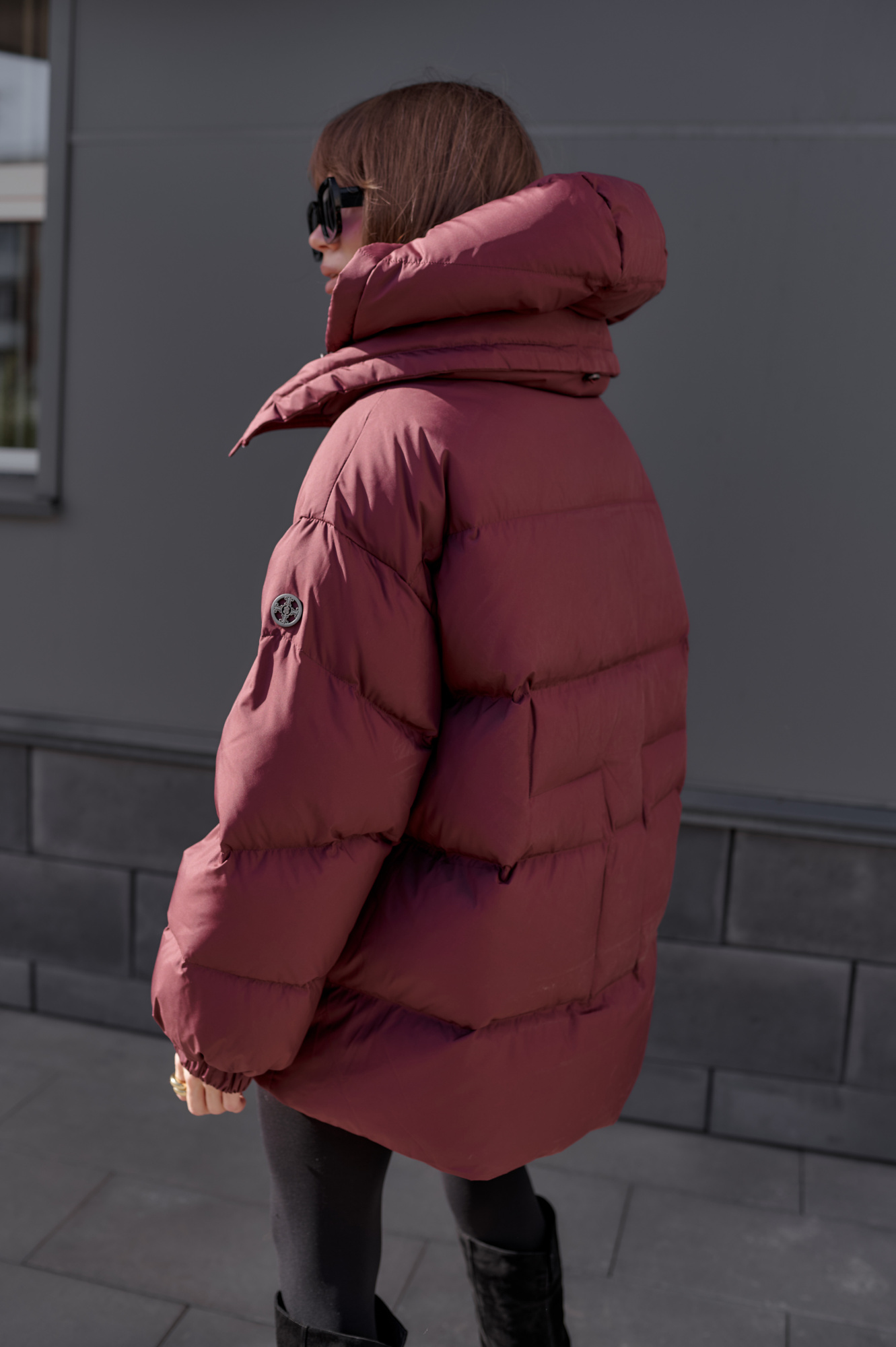 фото Пуховик Torriss с капюшоном 00-00002287 в Красноярске от магазина Style-Way